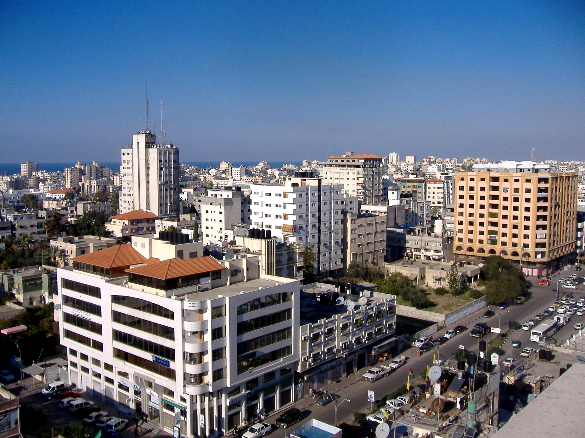 A cidade mediterrânea de Gaza em 2007, muito antes dos bombareios de 2023. Imagem em domínio público, via Wikimedia Commons.